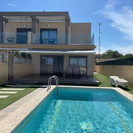 Duplex Con Piscina Individual Y Vistas Al Mar En Ferienhaus