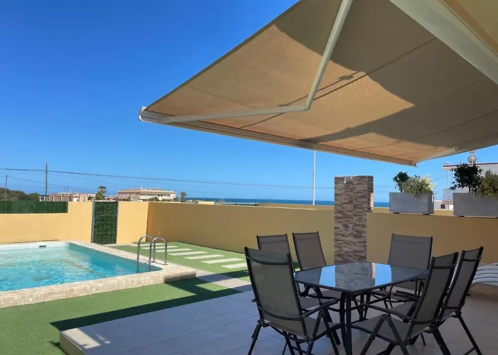 Duplex Con Piscina Individual Y Vistas Al Mar En * Torrevieja