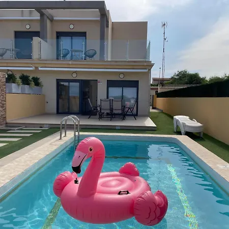 Duplex Con Piscina Individual Y Vistas Al Mar En 펜션