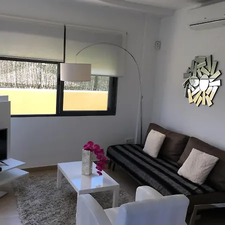 펜션 Duplex Con Piscina Individual Y Vistas Al Mar En 또레비에하