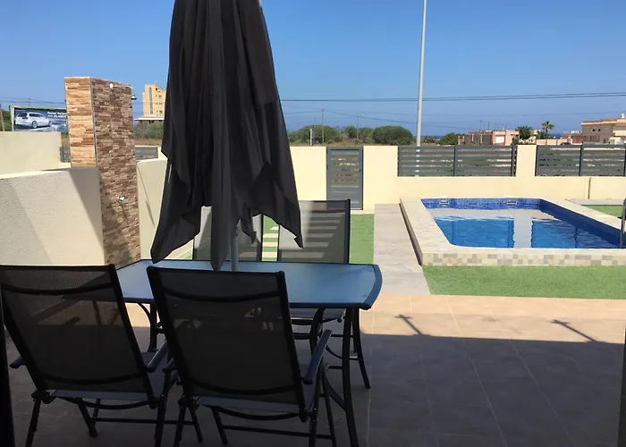 بيت للعطل Duplex Con Piscina Individual Y Vistas Al Mar En *